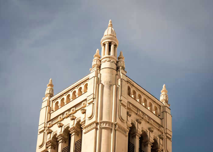 From Ivory Towers to Engineering Playgrounds: Why We Need Pragmatic Architecture